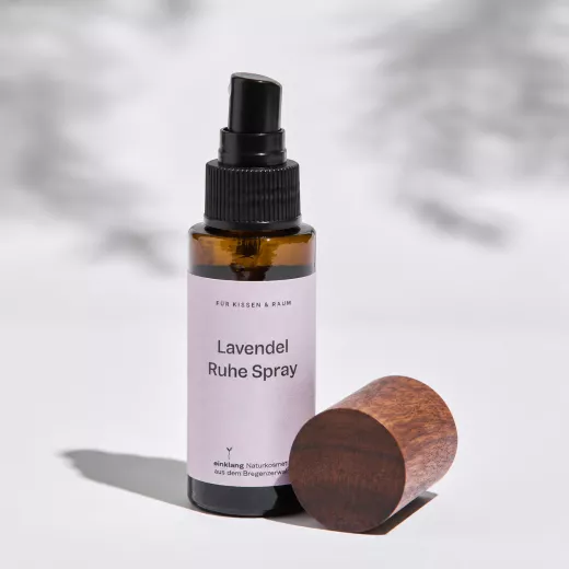 Lavendel Ruhe Kissenspray mit naturreinem ätherischem Lavendelöl für entspannte Duftmomente
